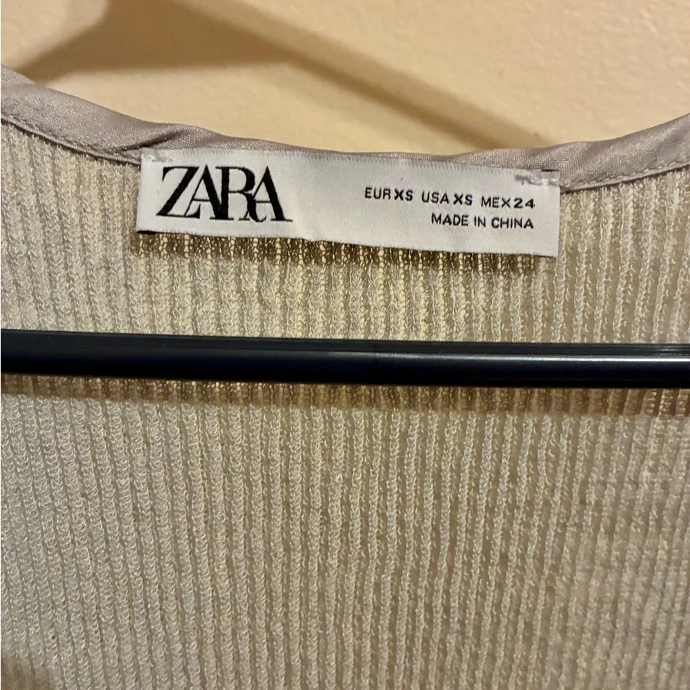 Zara Light Gray Ribbed Tank Top - Picture 2 of 5